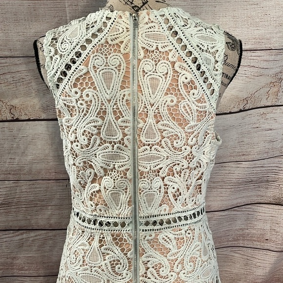 Lulu’s Dream Life Dress Lace Overlay NWT Bodycon Light Blue Size Medium - Picture 6 of 12